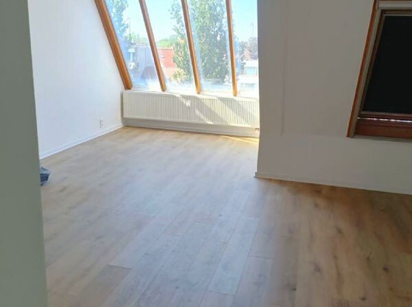 Startprijs bedraagt euro 159.000,00. Elk prijsvoorstel vanaf deze prijs zal worden voorgelegd aan de eigenaars die zich het recht voorbehouden dat al